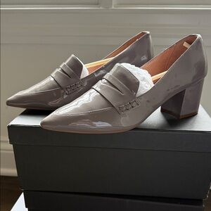 Women's Grey Patent Leather Pointed Toe Loafers - Elegant Slip-On